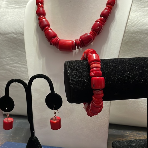 NWOT Blood red Coral and sterling necklace, bracelet, earring set - Picture 4 of 13